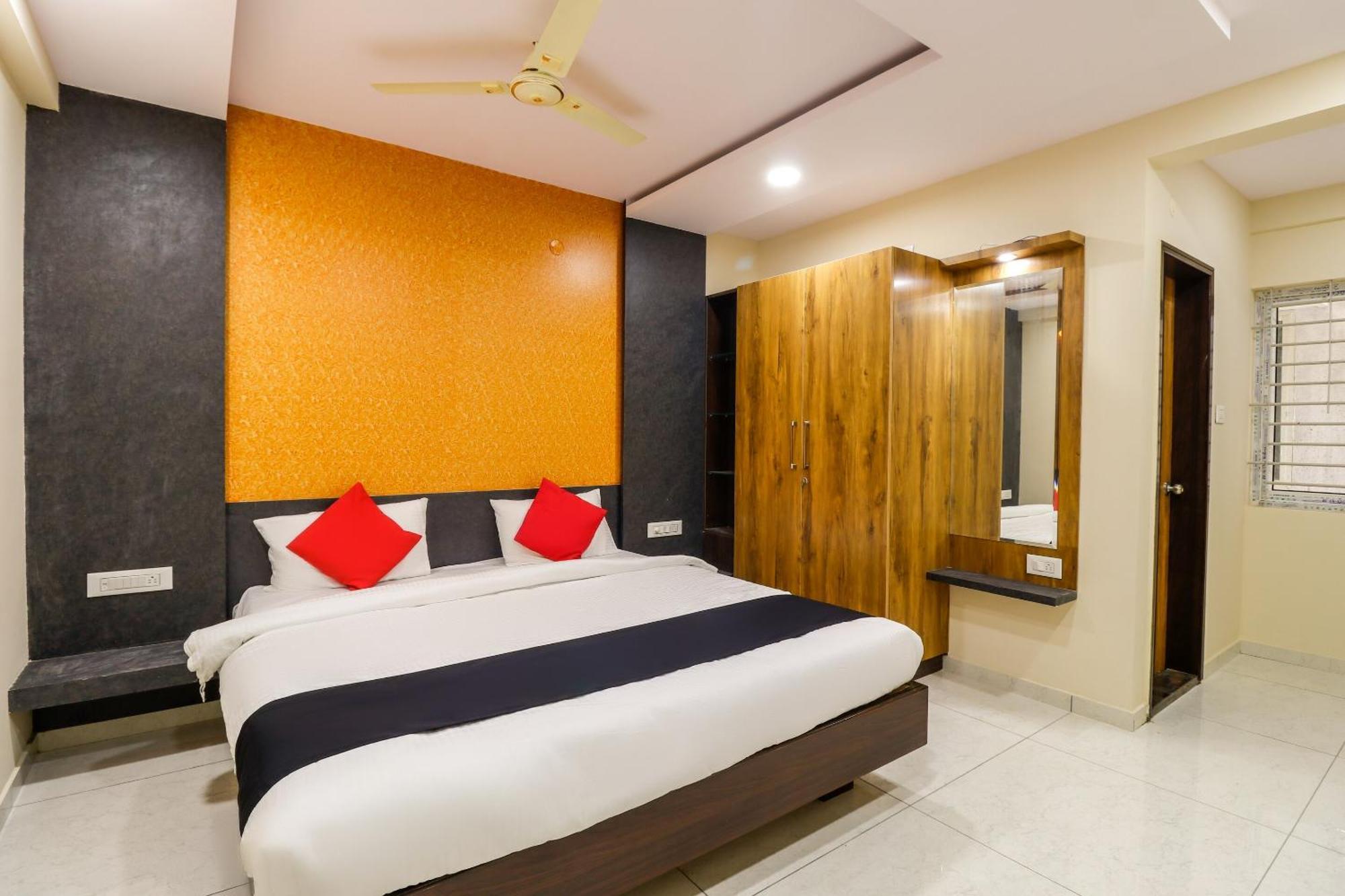 Hotel Capital O N R Residency à Yelahanka Extérieur photo